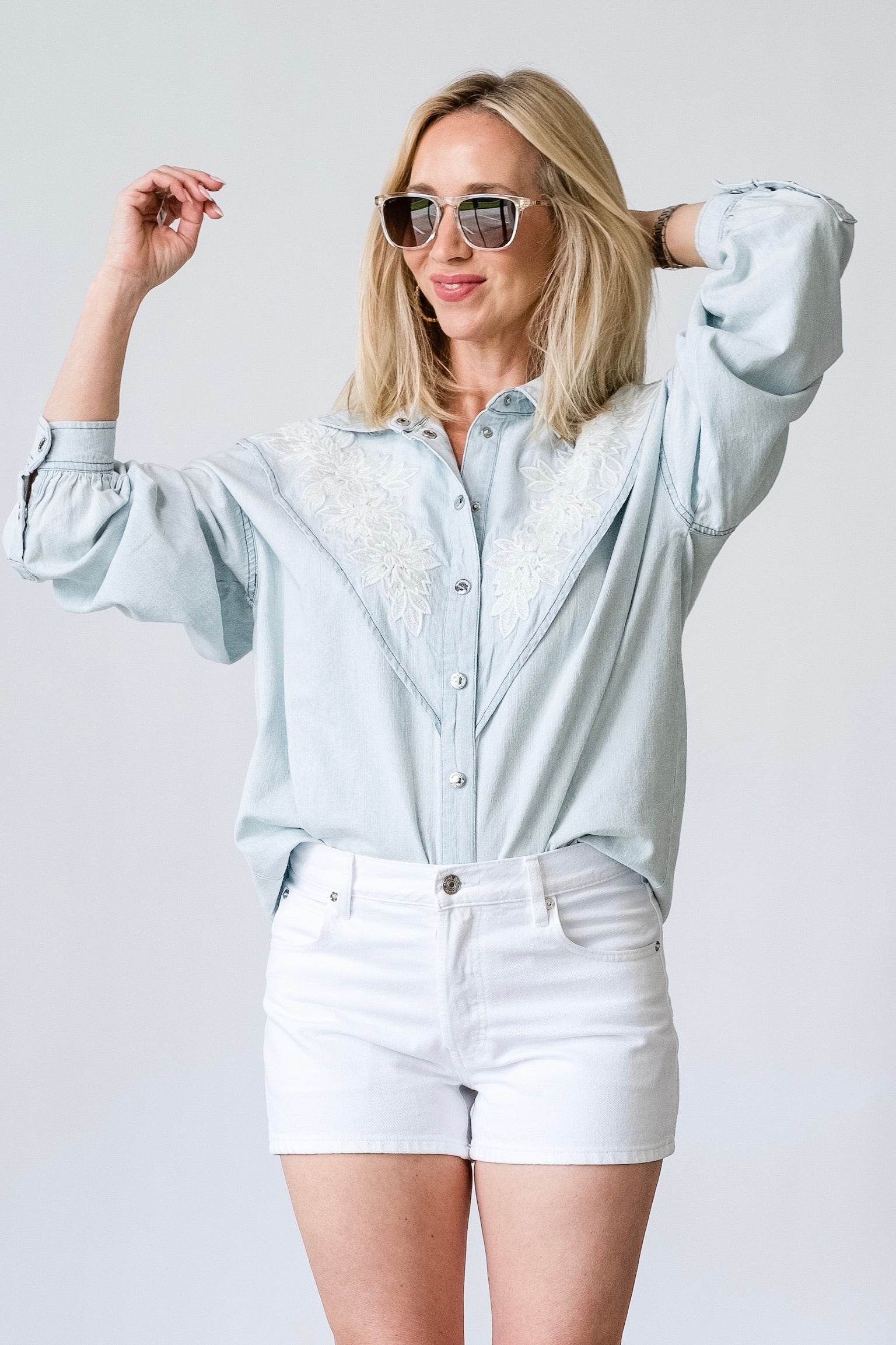 The Hang Short in White - Lukka Boutique