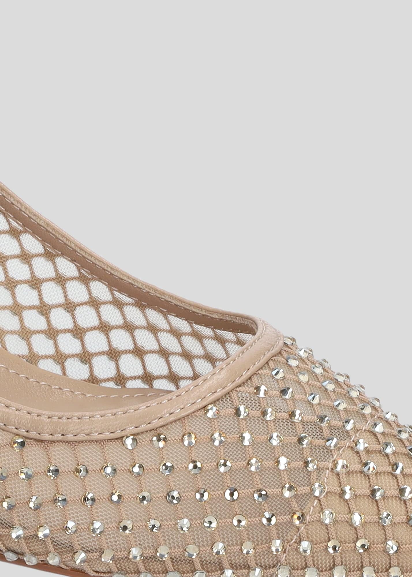 Gilda Pump in Nude - Lukka Boutique