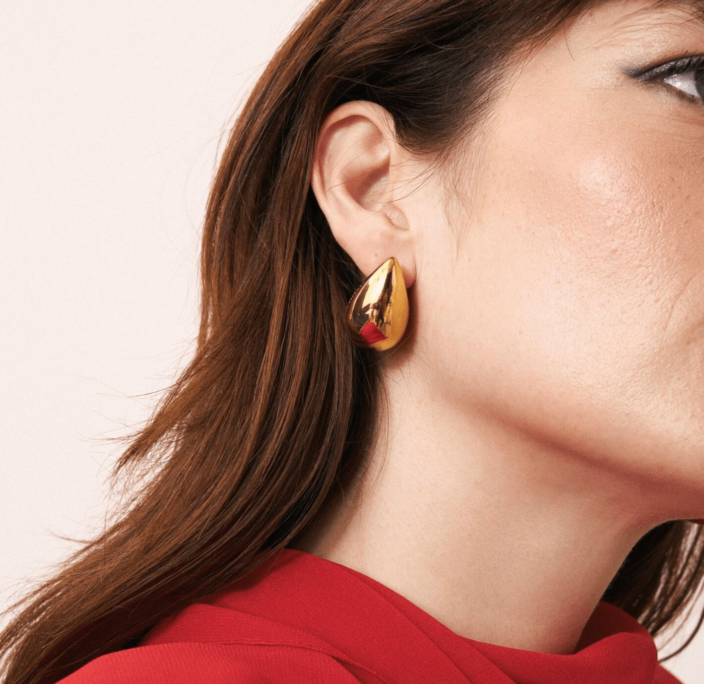 Drop Earrings in Gold - Lukka Boutique