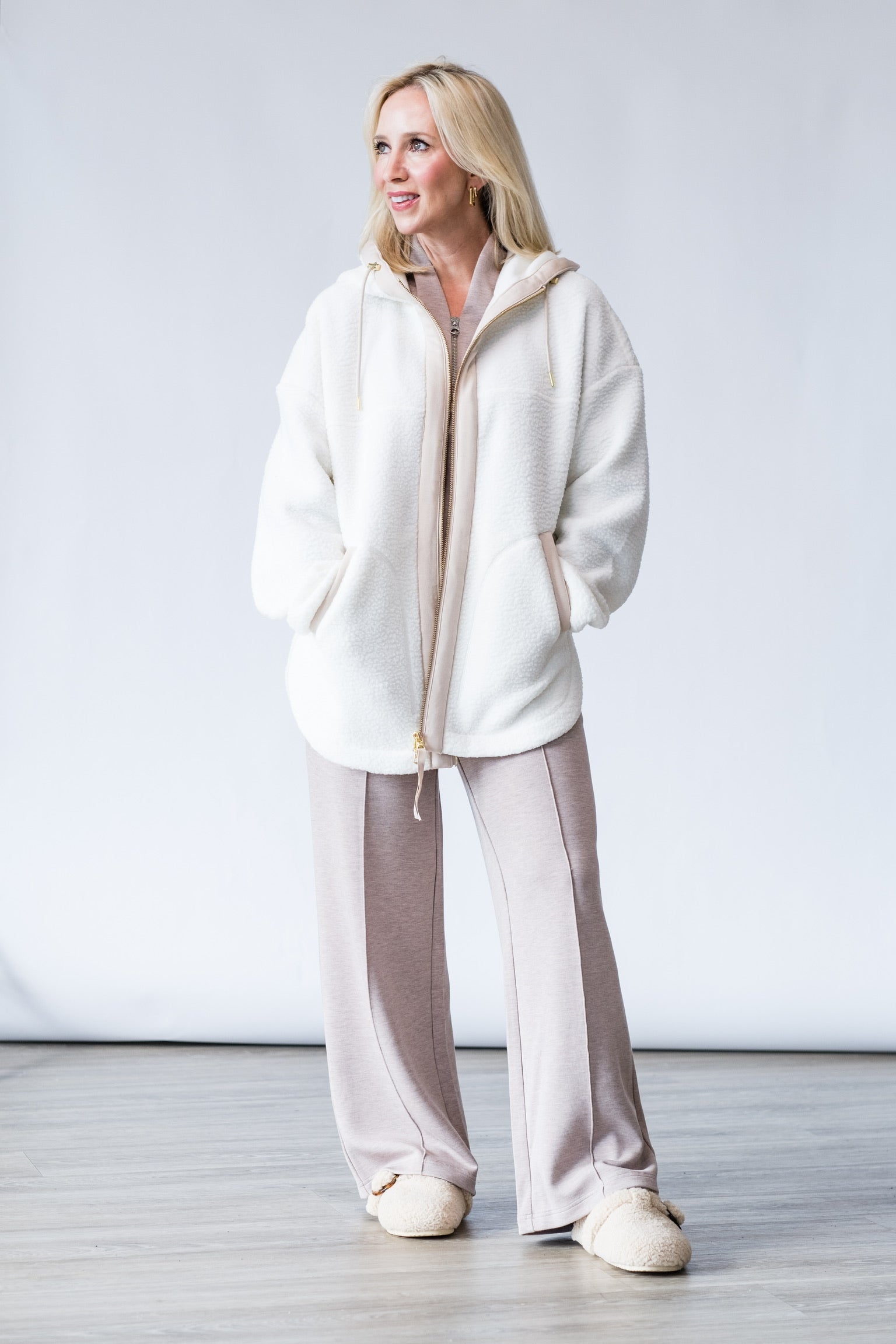 Fey Relaxed Fleece in Egret - Lukka Boutique