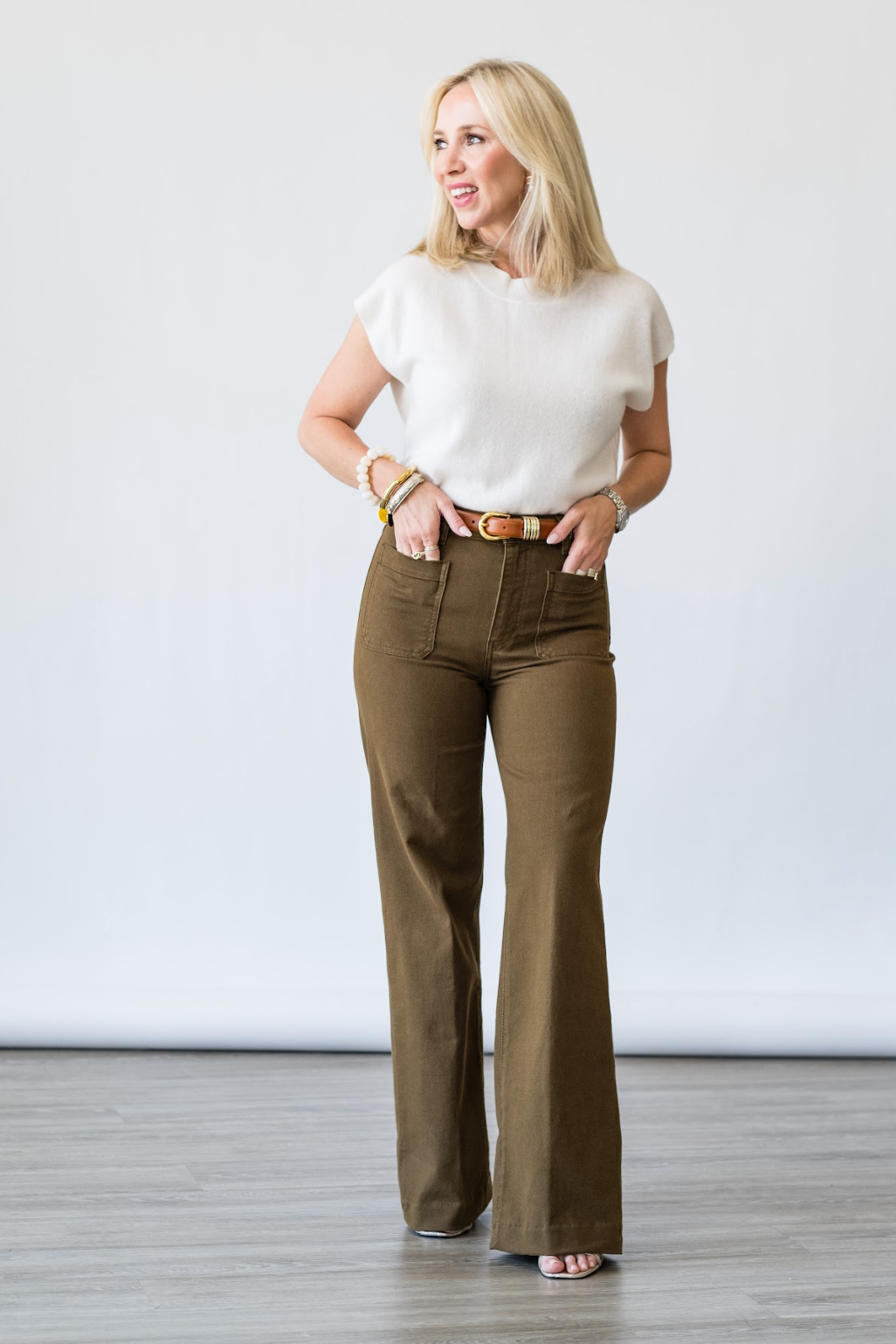 Sleeveless Crew Neck Sweater - Lukka Boutique