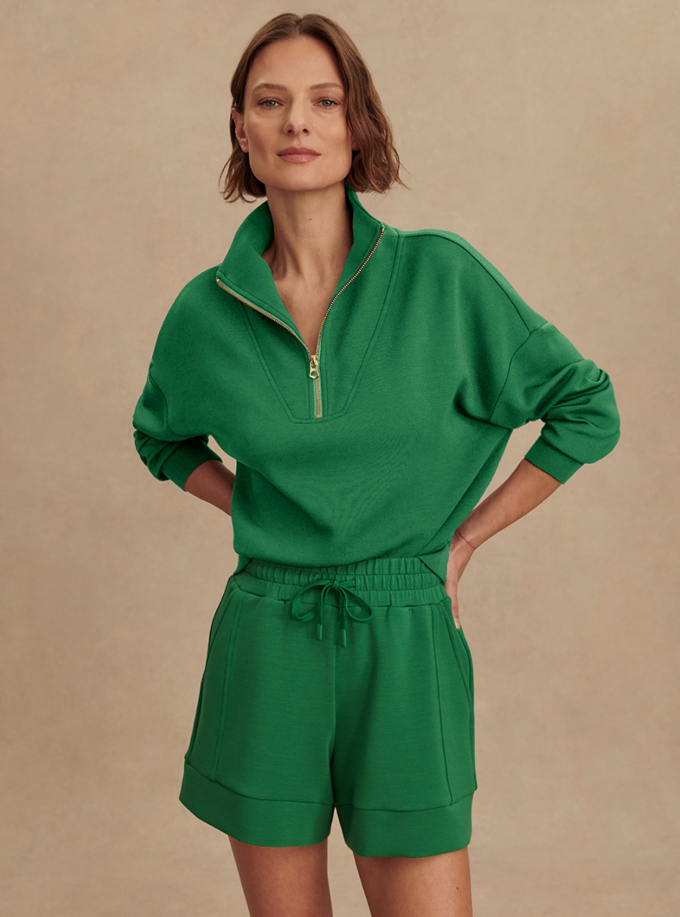 Atrium High Rise Short 4.5 in Verdant Green - Lukka Boutique