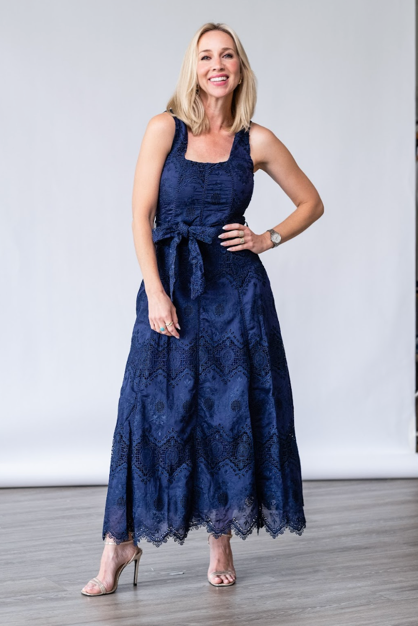 Mariana Embroidery Midi Dress in Navy - Lukka Boutique
