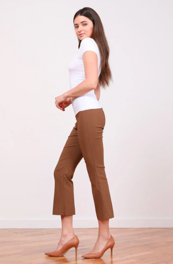 
                  
                    Leo Pant in Cognac
                  
                