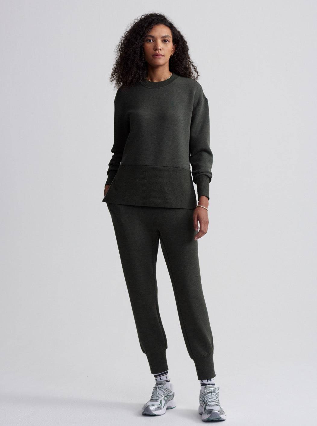 
                  
                    The Slim Cuff Pant 25
                  
                