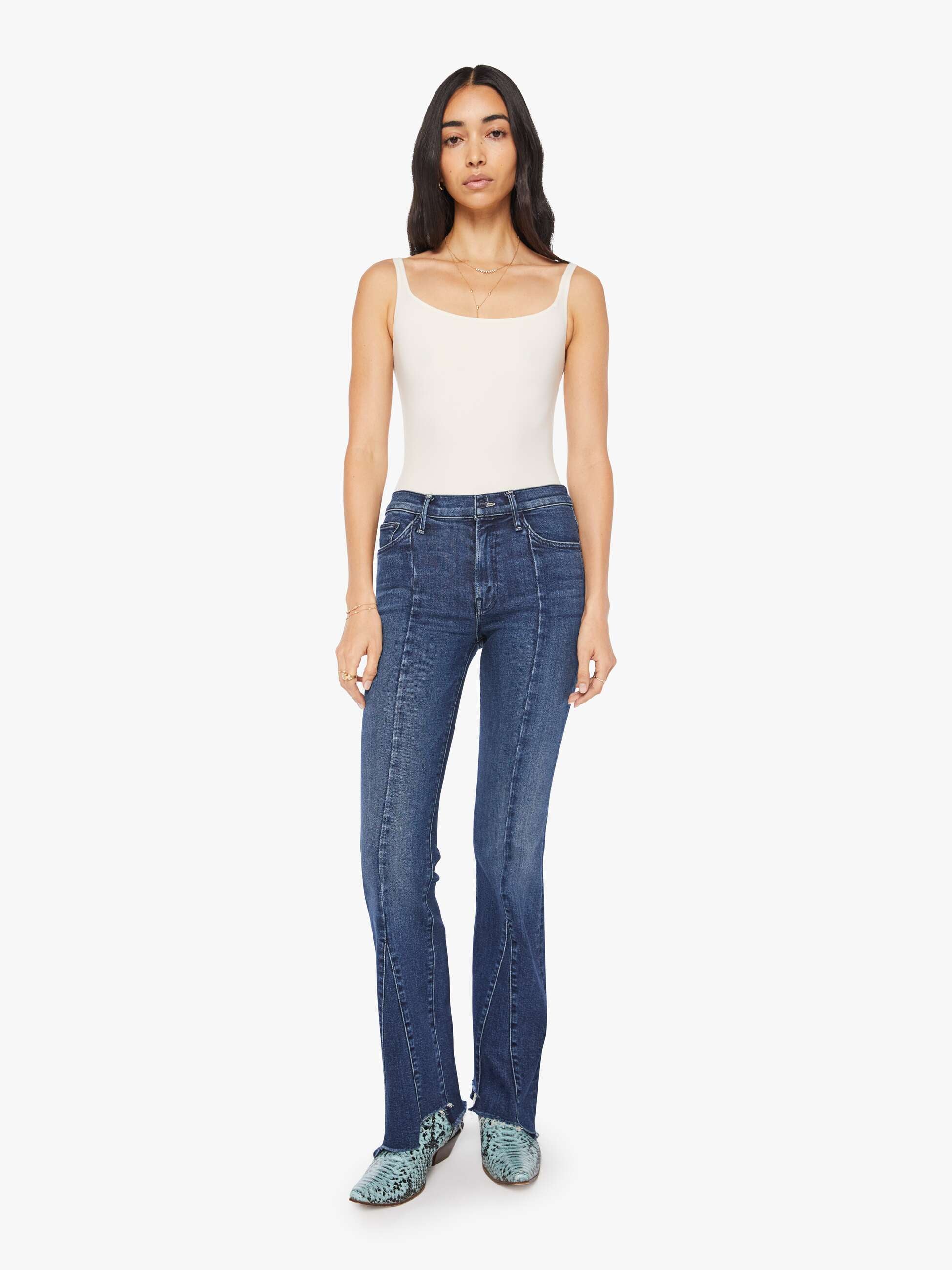 The Insider Skimp Pointy Fray in You're A Riot - Lukka Boutique