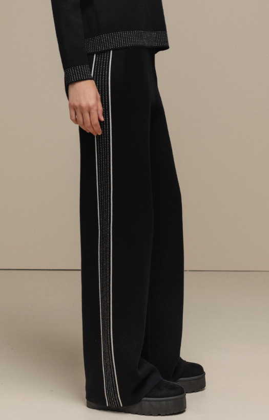 Pants With Side Detail In Black